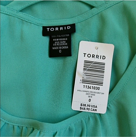 Torrid - Sharkbite tank NWT - Picture 2 of 6